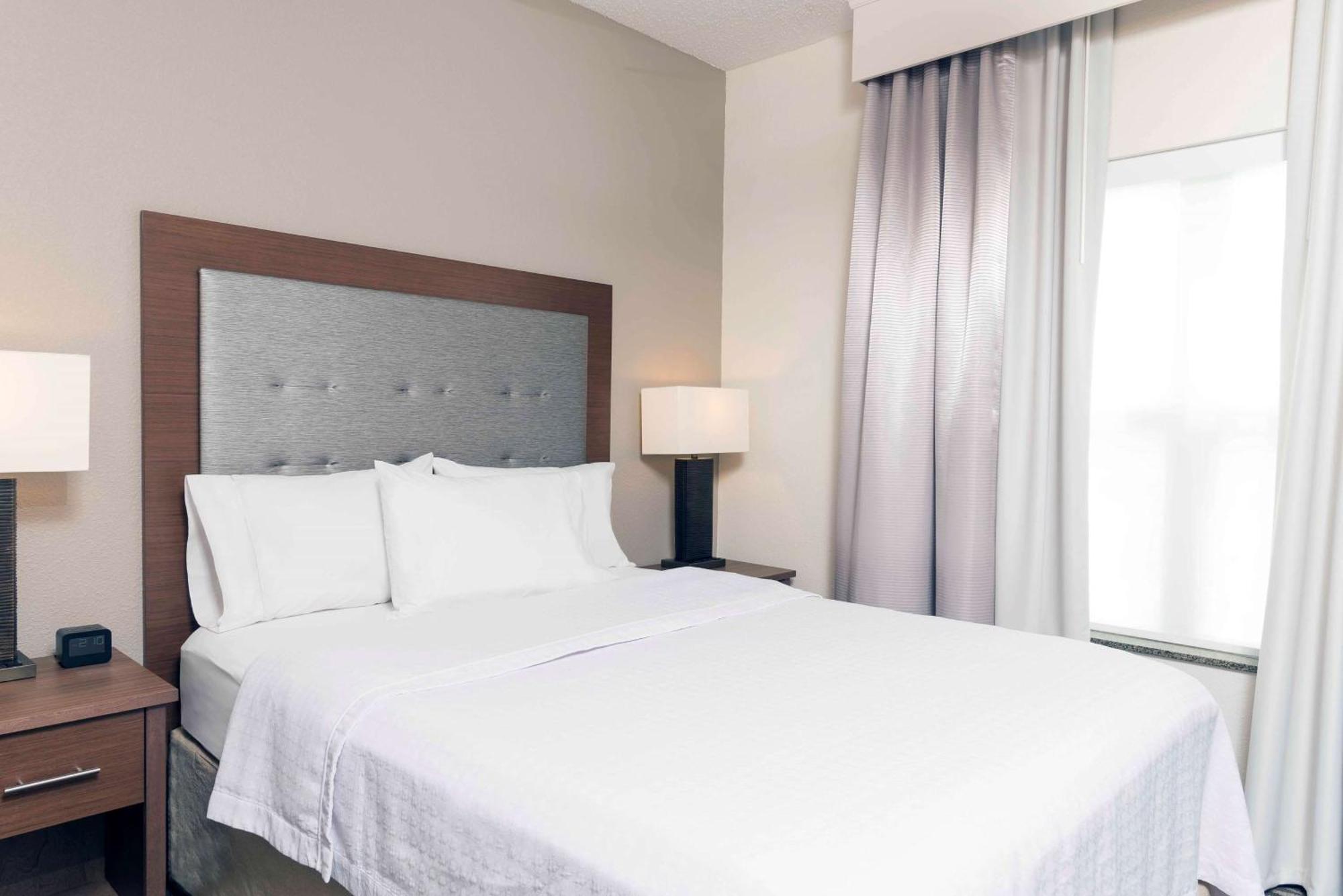 Homewood Suites By Hilton Indianapolis Airport / Plainfield Extérieur photo